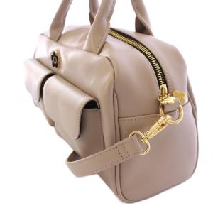 MARY QUANT Wフラットポケットデイジー 2WAY ハンドバッグ ショルダーバッグ レザー ワンカラー グレージュ /BB