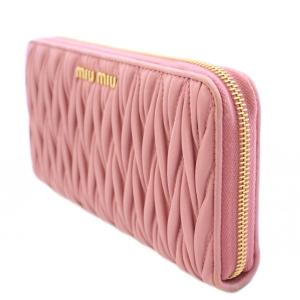 miumiu ラージマトラッセナッパレザーウォレット ロング 長財布 ラウンドファスナー ロゴ ピンク 5ML506-AFPP-F0E18