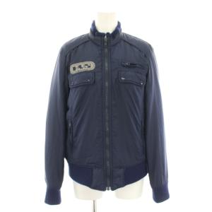 ロックプリントプリマロフトジャケット ブルゾン 中綿ジャケット アウター ロゴプリント FREE 紺 ネイビー