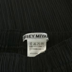 ISSEY MIYAKE プリーツスカート フレアスカート ひざ丈 2 黒 ブラック IM21FG455 /AN22