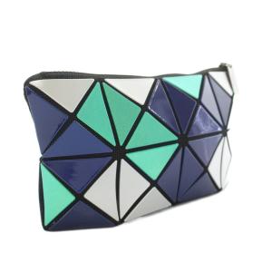 BAOBAO ISSEY MIYAKE ルーセントプリズム Lucent Prism ポーチ 化粧ポーチ ビニール メタリックカラー 紺 ネイビー