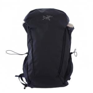 Mantis 30 Backpack リュックサック ネイビー