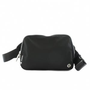 ウエストバッグ ボディバッグ ロゴ ナイロン 黒 ブラック /AN18