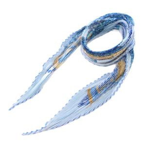 影と光 カレプリセ プリーツ スカーフ シルク ブルー