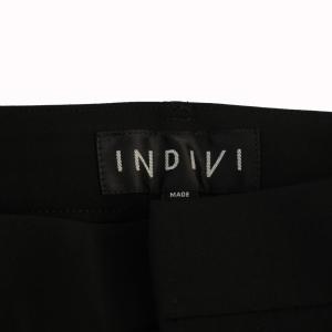 INDIVI ストレッチタックテーパードパンツ ジップフライ 38 黒 127-61008 /BM