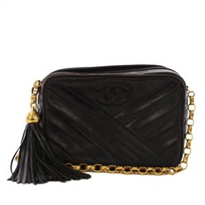 ラムスキン Vステッチ ココマーク チェーンショルダーバッグ ブラック 2番台