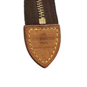LOUIS VUITTON モノグラム ポッシュトワレ19 ポーチ 茶 ブラウン M47544 /AN54 D OH