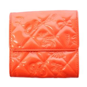 CHANEL アイコンライン 三つ折り財布 キルティング エナメル