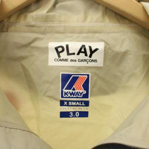 PLAY Comme des Garçons K-WAY HALF ZIP ハーフジッププルオーバーパーカー ナイロン ロゴ プリント 刺繍 XS グレージュ