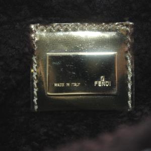 FENDI ショルダーバッグ ムートン ゴールドカラー 8BR445