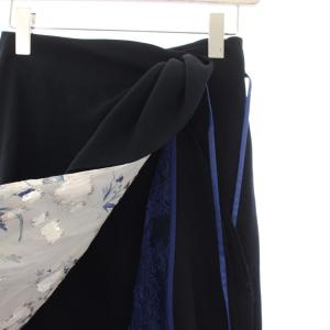 Mame Kurogouchi SILK LAME PRINT WRAP SKIRT 1 ネイビー MM19AW-SK042
