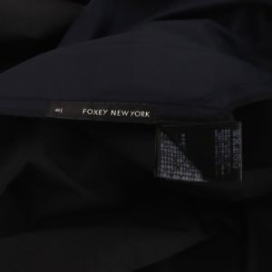 FOXEY NEW YORK タックスカート フレア ひざ丈 40 紺 ネイビー 無地 /RR