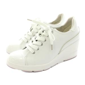 DIANA +diana ヒールアップスニーカー 厚底 フェイクレザー US7 24cm 白 ホワイト HE46546