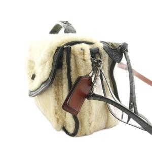 COACH ショルダーバッグ ハンドバッグ 2WAY ボア レザー チャーム付き アイボリー 黒 ブラック 33953