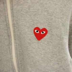 PLAY Comme des Garçons AD2023/8 ジャケット ブルゾン ジップアップ 長袖 プリント ハートロゴ L グレー AZ-T251