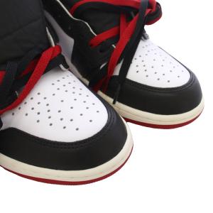 NIKE Air Jordan 1 Retro High OG Black Toe Reimagined