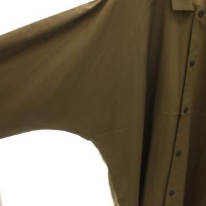 ISSEY MIYAKE MEN カジュアルシャツ カーキ LA31FJ095
