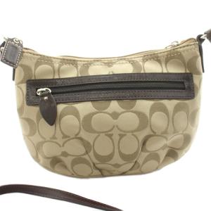COACH シグネチャー ショルダーバッグ キャンバス チャーム付き ベージュ /KU
