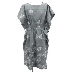 イッセイミヤケ ワンピース ロング 半袖 2 グレー
