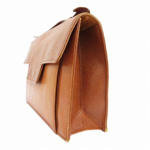 GIVENCHY クラッチバッグ セカンドバッグ フラップ ライセンス 茶 ブラウン