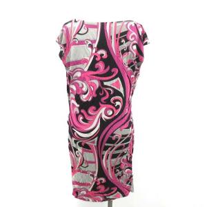Emilio Pucci ワンピース フレンチスリーブ 膝丈 総柄