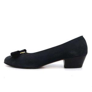 Salvatore Ferragamo ヴァラリボンスエードパンプス 6.5B ネイビー