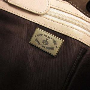 BALLY ハンドバッグ レザー キルティング タッセルチャーム付き ベージュ