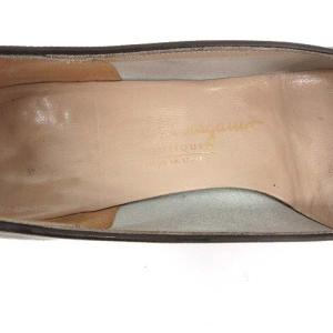 Salvatore Ferragamo ビッグガンチーニレザーパンプス ブラウン