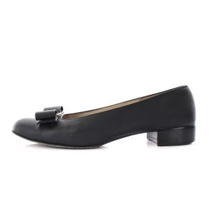 Salvatore Ferragamo パンプス スクエアトゥ チャンキーヒール レザー ヴァラ 7C 24.5cm ブラック