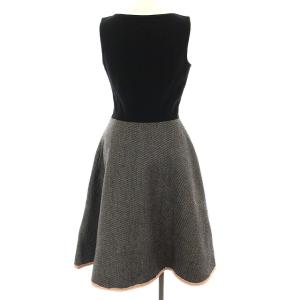 miumiu ひざ丈ノースリーブワンピース ブラック