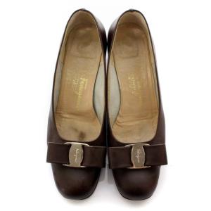 Salvatore Ferragamo ヴァラリボン パンプス スクエアトゥ レザー 24cm ブラウン
