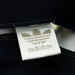 adidas プルオーバーパーカー ロゴ ホワイト パープル