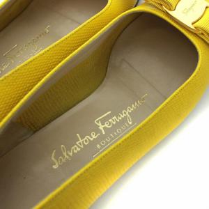 Salvatore Ferragamo ヴァラリボン パンプス 6.5C イエロー