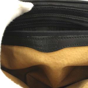 GIORGIO ARMANI セカンドバッグ クラッチバッグ レザー ロゴ ブラック