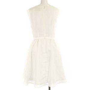 Chesty フレアワンピース ひざ丈 ストライプ 刺繍 花柄 ノースリーブ 0 ホワイト