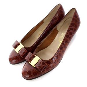 ヴァラリボン パンプス クロコ型押し レザー 24.5cm ブラウン