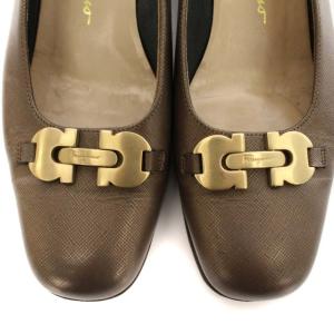 Salvatore Ferragamo パンプス ガンチーニ ローヒール スクエアトゥ レザー ロゴ 靴 シューズ 7.5C 25cm 茶 ブラウン