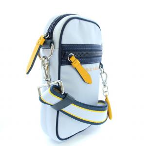 COLE HAAN ショルダーバッグ ポシェット ナイロン セルフォン クロスボディ 水色 ライトブルー