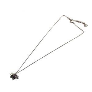 Christian Dior ネックレス ペンダント ロゴ ハート シルバー色