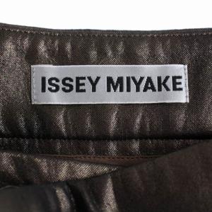 ISSEY MIYAKE フェイクレザーパンツ ジップフライ 日本製 2 M ゴールド IM54FF507