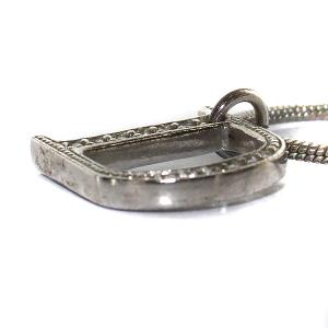 Christian Dior ペンダント ネックレス ラインストーン スネークチェーン Dロゴ シルバー色