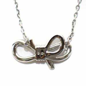 SWAROVSKI Lifelong Bow セット ネックレス ペンダント ピアス 両耳用 リボンモチーフ クリスタル 装飾 シルバー色