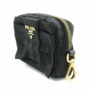 PRADA ポーチ 小物入れ コンパクト ナイロン リボンモチーフ ロゴ 装飾 黒 ブラック