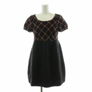 ニットワンピース チェック タック フレア バックボタン ミニ 半袖 XS 黒 ブラック 赤 レッド /NQ