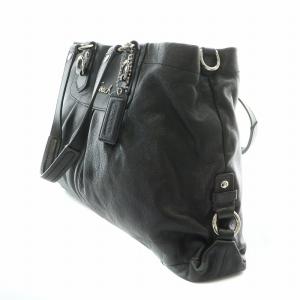 COACH アシュレイレザーキャリオールトートバッグ ハンドバッグ ロゴチャーム 黒 ブラック F15513