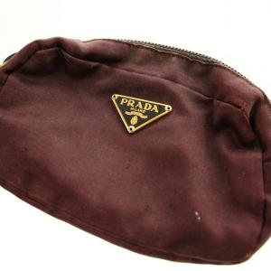 PRADA 化粧ポーチ 三角プレート 茶