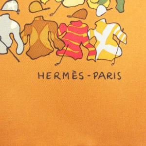 HERMES 美品 カレ45 プチカレ スカーフ ハンカチ LES CHEVAUX SE RENDENT AU DEPART 騎手柄 シルク