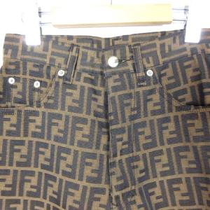 高価買取中】FENDI フェンディ ズッカ柄 スキニーパンツ 総柄 茶 41