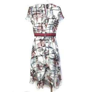 TO BE CHIC ワンピース シフォン 花柄 フレンチスリーブ ウエストマーク オフホワイト グレー 40