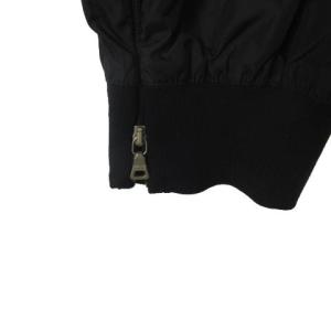 PRADA ナイロンパンツ 裾ジップ ジョガーパンツ イタリア製 黒 ブラック 38 AA